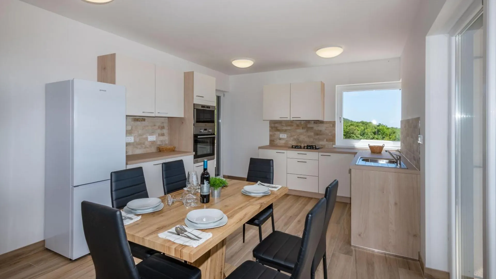 Villa Ema, A Beautiful Villa With A Wonderful View Of The Sea Stanisovi