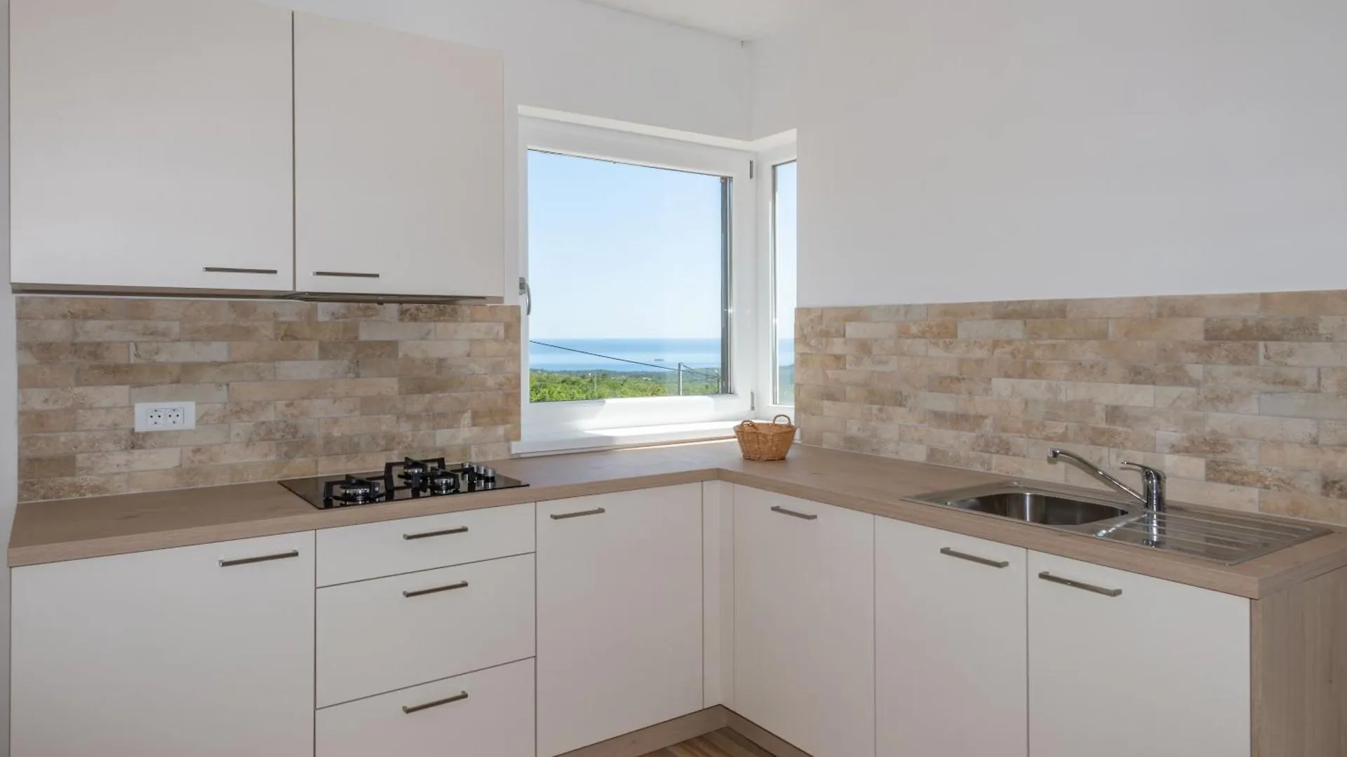 Villa Ema, A Beautiful Villa With A Wonderful View Of The Sea Stanisovi 度假居